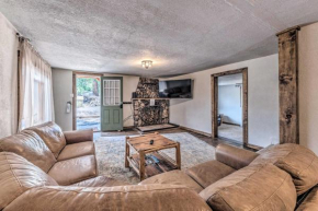 Evolve Ruidoso Mtn Hideout with Hot Tub and Deck!
